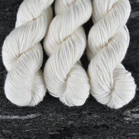 Timber Yarns - DK Midi